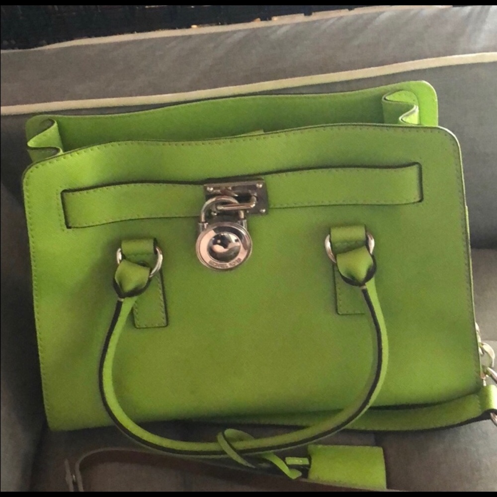 Micheal kors purse